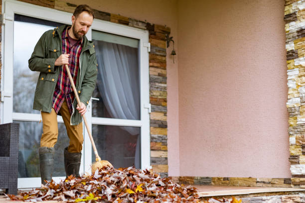 Best Yard Waste Removal  in Mont Belvieu, TX